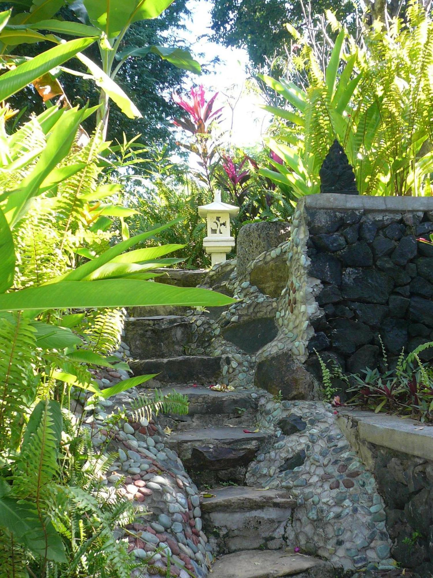 Sananda Bungalow Lovina  Luaran gambar